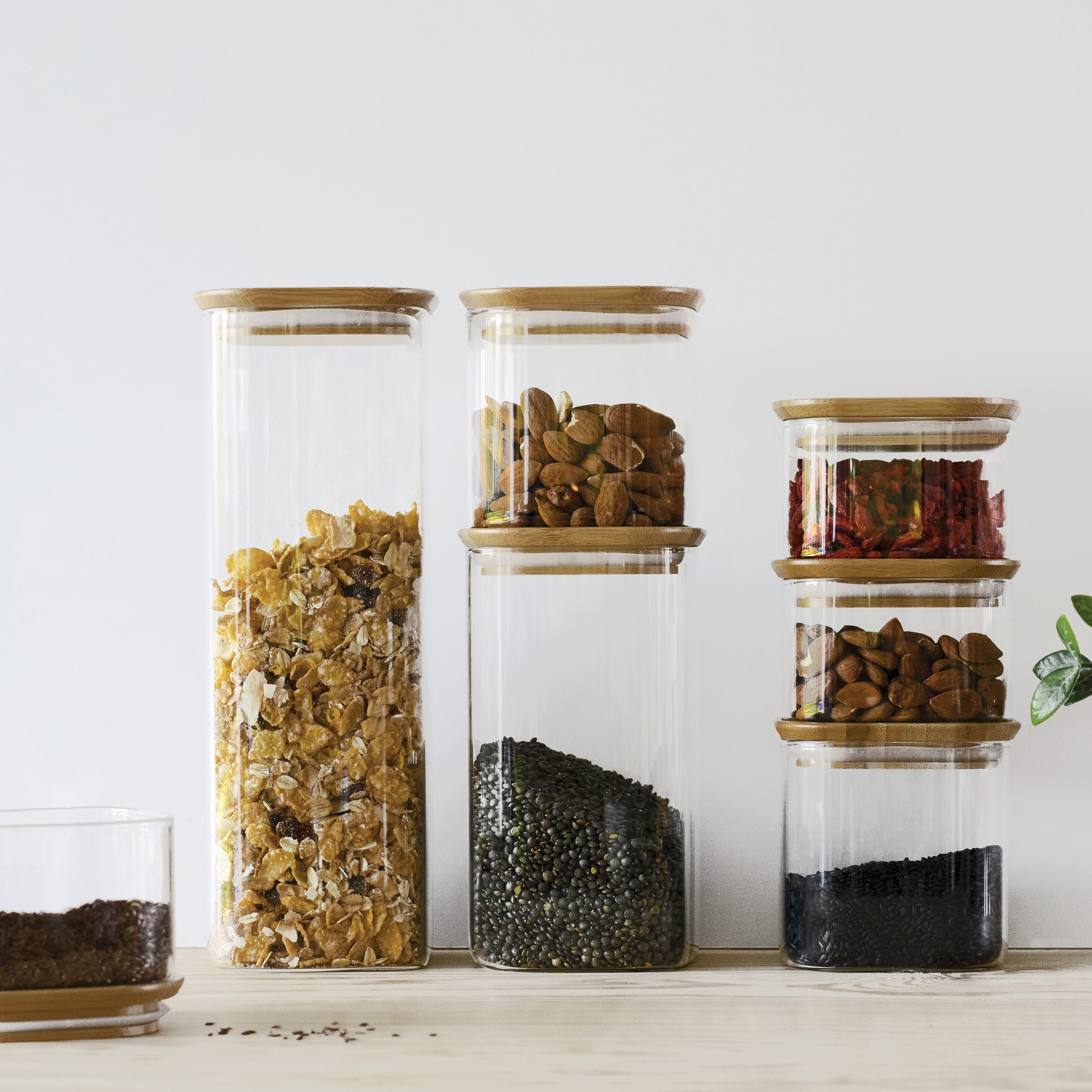 Square Glass Storage Canister With Bamboo Lid 500 ml - Image 2