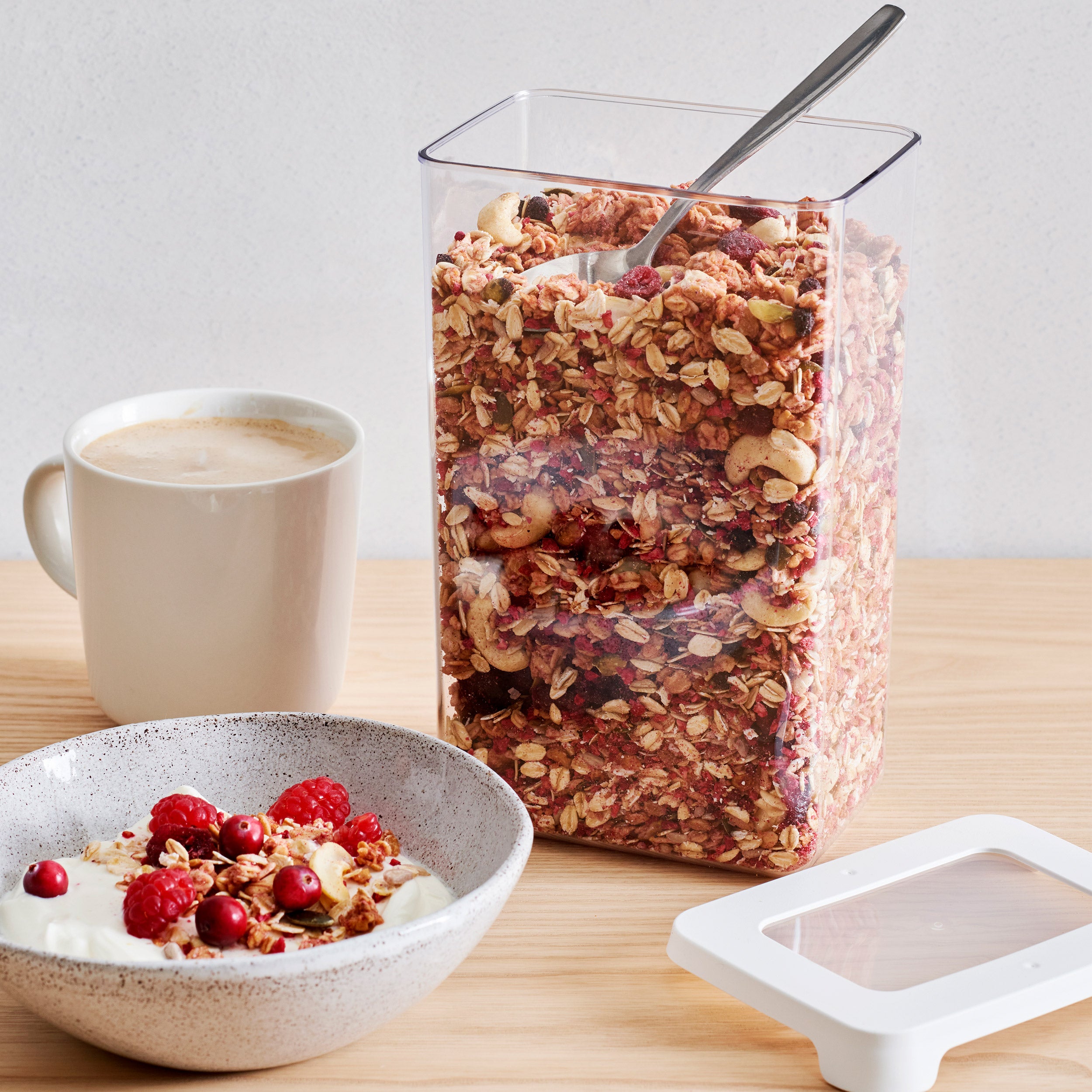 Airtight Dry Food Storage Container 1.6 Litre - Image 2