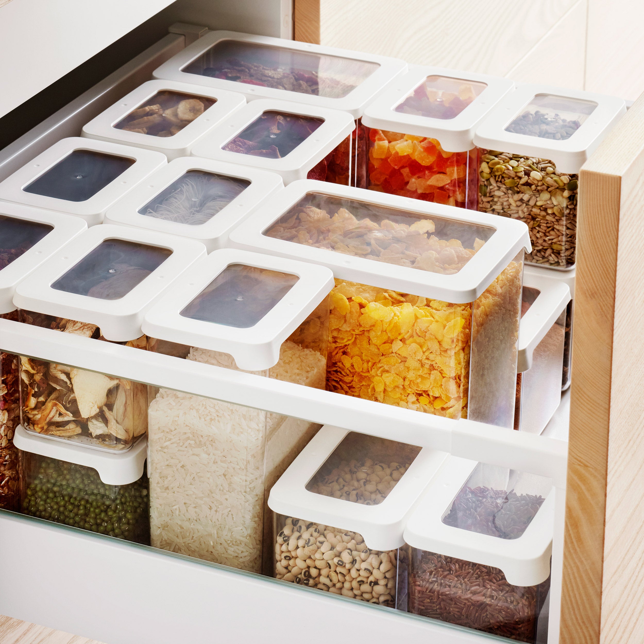 Airtight Dry Food Storage Container 1.6 Litre - Image 6